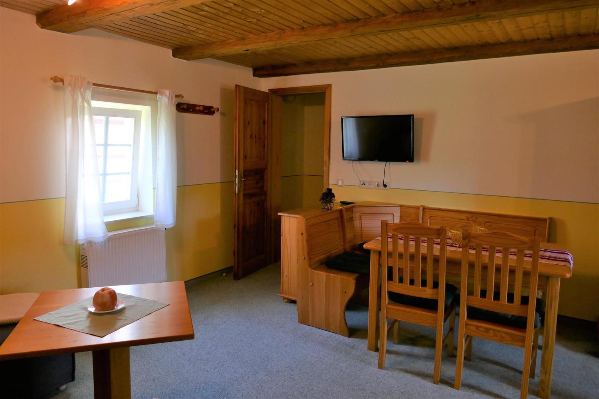 No.5 - Ferienwohnung Schkade Kleingiesshubel Room photo